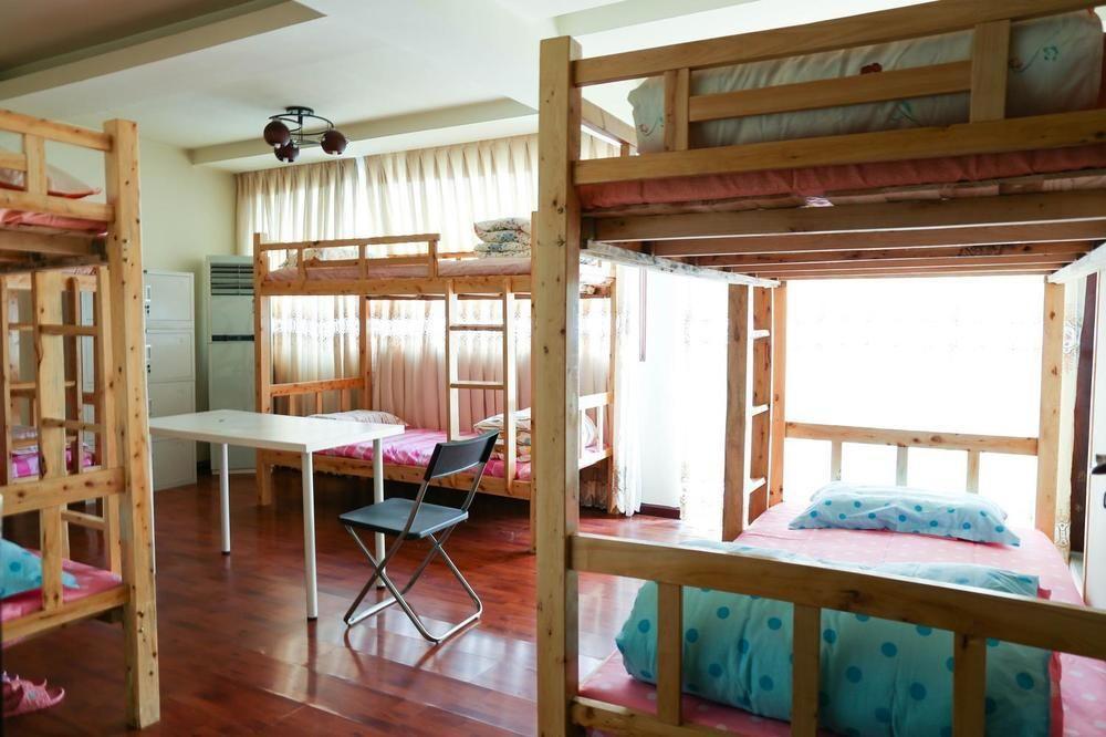 Chengdu Bling Bling Hostel Supoqiao Exterior photo