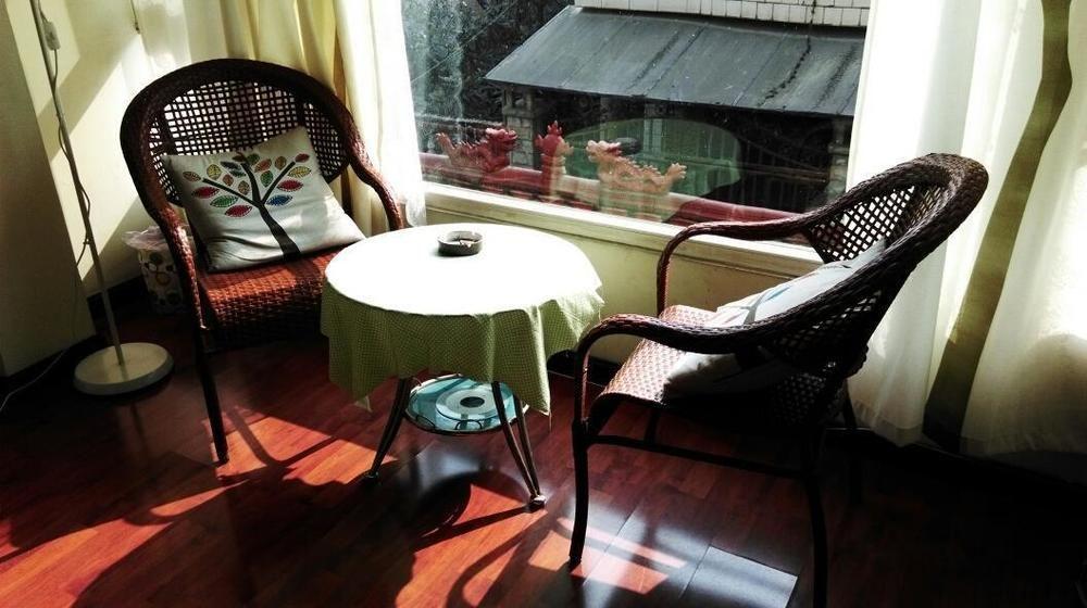 Chengdu Bling Bling Hostel Supoqiao Exterior photo